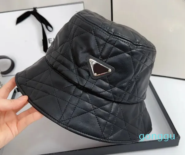 Designer chapéu balde chapéu boné para homens mulher p-letra casquette beanie pu couro cotten boné beanie casquettes pescador balde chapéus inverno quente natal gif