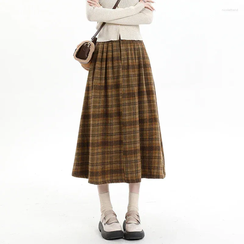 Tシャツ・カットソー placestudio Classic Suede Plaid Pleated Midi Skirt Brown 24F MUSINSA | PLACE STUDIO Classic Suede Plaid Pleated Midi