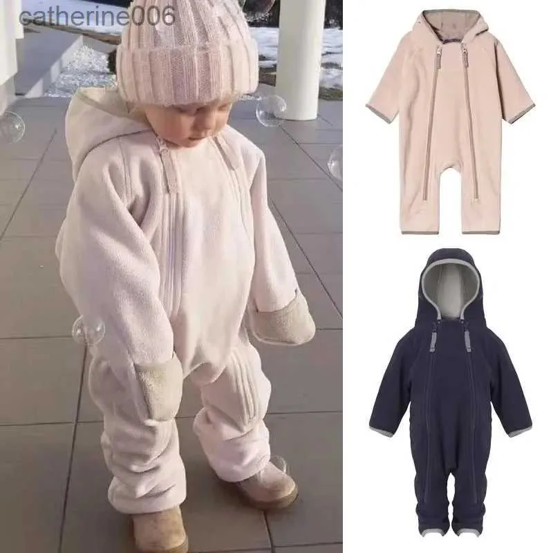 Conjuntos de roupas Roupas de bebê 2023 Inverno Novas Crianças Dinamarquesas Dupla Face Delicada Polar Fleece Macacão Bebê Bonito e Confortável Crawl SuitL231202