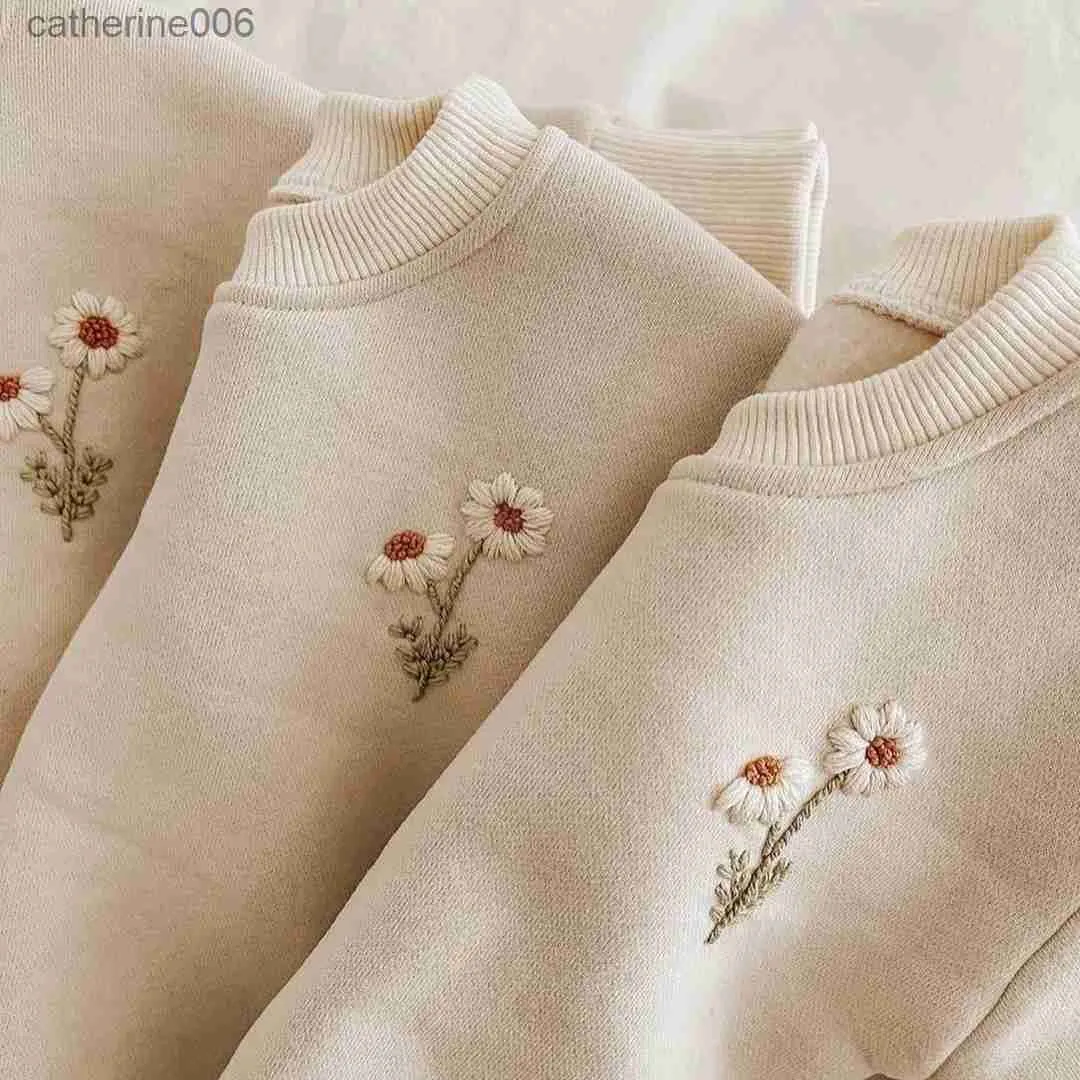 Kleidungssets Korea Winter Baby Mädchen Kleidung Set Blume Fleece Pullover Sweatshirt + Hosen Set Mädchen Warme Trainingsanzug Kleinkind Mädchen Kleidung OutfitL231202