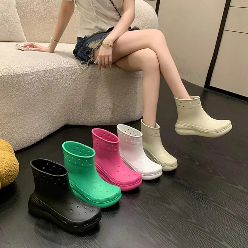 Fyra säsonger Rain Boots Women Platform Slip On Boots Fashion Solid Color Ankle Boots Non-Slip Lightweight Boot Mujer