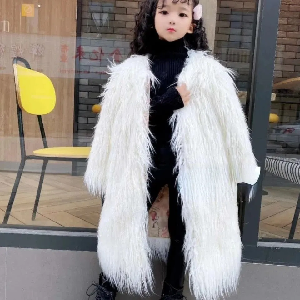 Down Coat Girls Faux Fur 2023 Fashion Winter Warm Jacket Tops For Beautiful Children Outerwear Kid Thick Velvet W39 231202