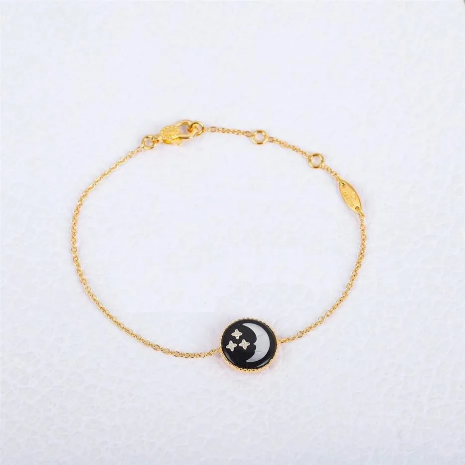 Die neue Sonne-Mond-Stern-Halskette mit Glücksanhänger-Schmuck besteht aus Perlmutt-Sterlingsilber mit einer Dicke von 18 Karat Gold und hochwertigem Neckla310A