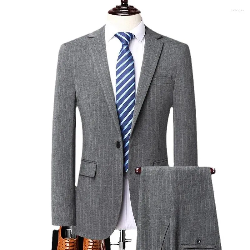 Abiti da uomo Boutique 5XL (pantaloni da completo) Moda a righe Business Gentleman Tinta unita Abito casual britannico di grandi dimensioni Abito formale