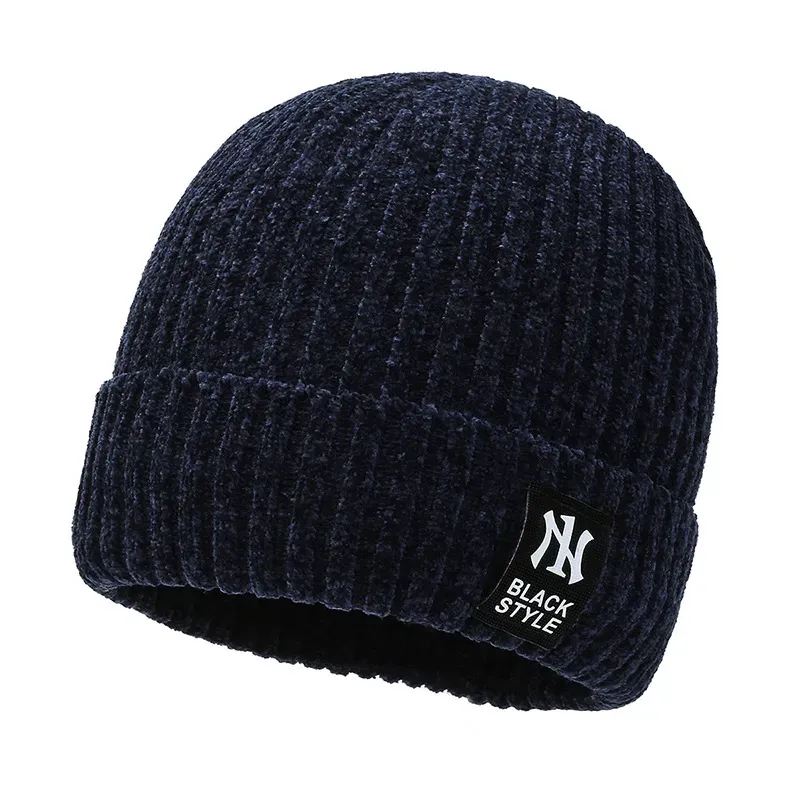 Autumn and winter new men`s knitted hats winter ski cycling windproof warm hats men`s and women`s woolen hats over hats