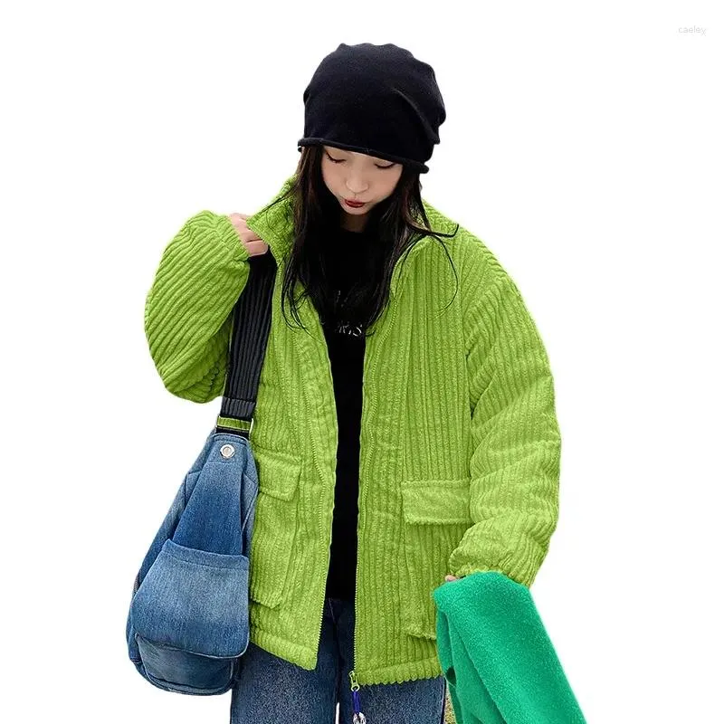 Kvinnors dike rockar grön kappa vinter förtjockad bomullsjacka par koreansk designkänsla nisch corduroy ner kvinnlig