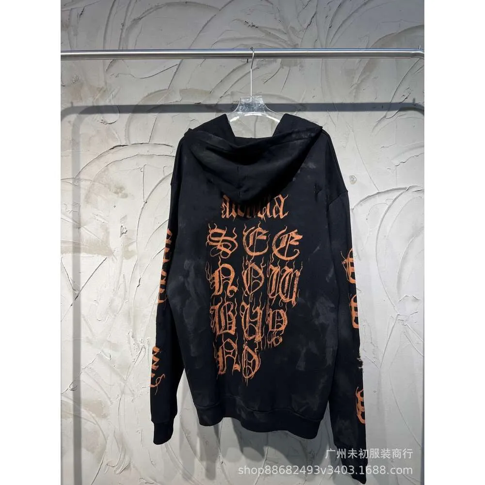 Correct version of B family's heavy metal style Sanskrit worn-out washed cement dyed worn-out men's and women's hooded sweaters and jackets