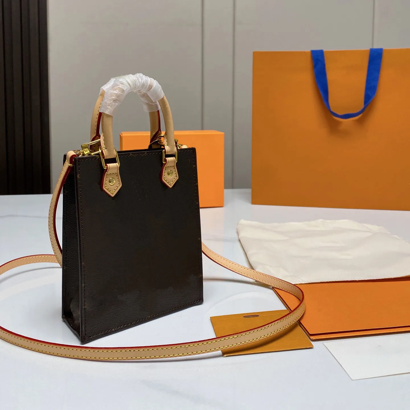 Mini Tote Kleine Telefon S Handtaschen Dünne Brief Frauen Tasche Braune Geldbörsen Designer Handtasche Gesteppte Umhängetaschen Designer Frau mit Box