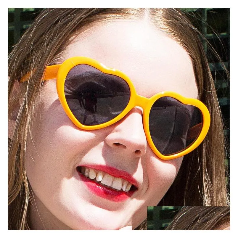 Lunettes de soleil en gros mère et moi enfants coeur de pêche enfants fournitures de plage UV lunettes de protection filles garçons pare-soleil lunettes Fashi Dhcxn