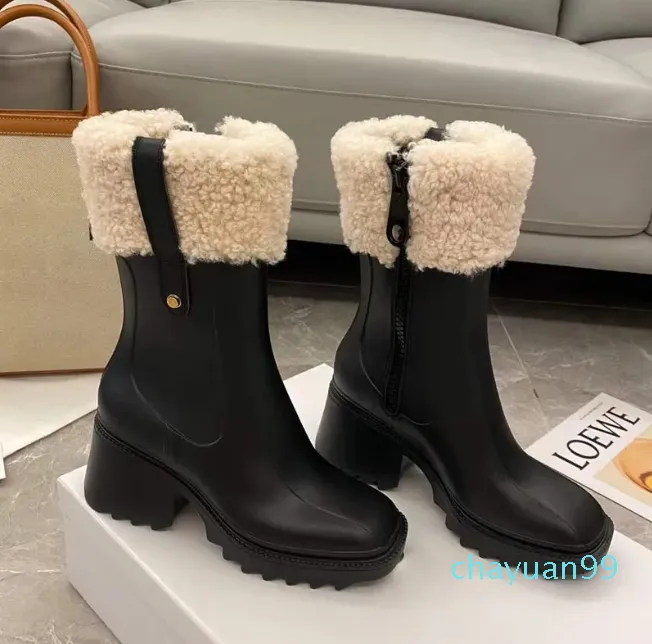 Kvinnor Betty stövlar Beeled Fur High Heels Knee High Tall Rain Boot Waterproof Rubber Sules Platform Outdoor Rainshoesluxury Designer Factory Shoes