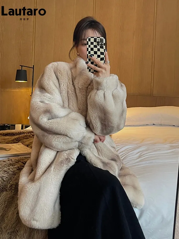 Women's Fur Faux Lautaro Winter Thick Warm Mink Coat Women Stand Collar Elegant Chic Luxury Designer Clothes Runway Fluffy Jacket 231201