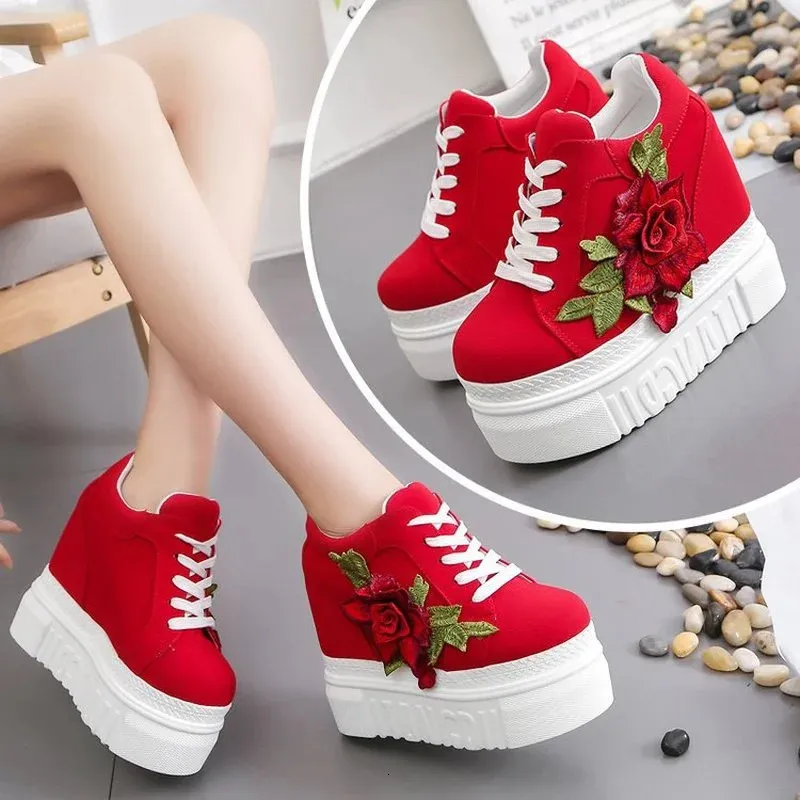 Dress Shoes Embroidered Flowers Canvas Sneakers Autumn Women High Wedge Sneaker Fashion Whiteblackred Platform Woman Sports Casual 231201