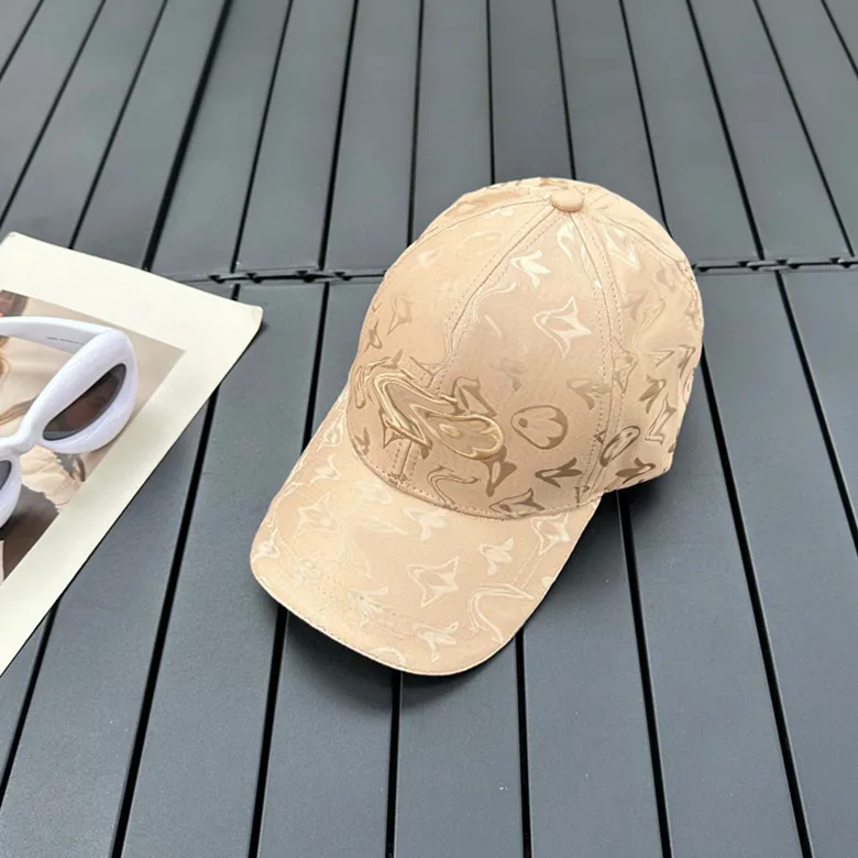 Şapkalar tasarımcı şapka moda ördek dil şapkalar klasik işlemeli beyzbol şapkası erkekler ve kadınlar için retro güneşlik basit yüksek kalite çok güzel güzel gg644