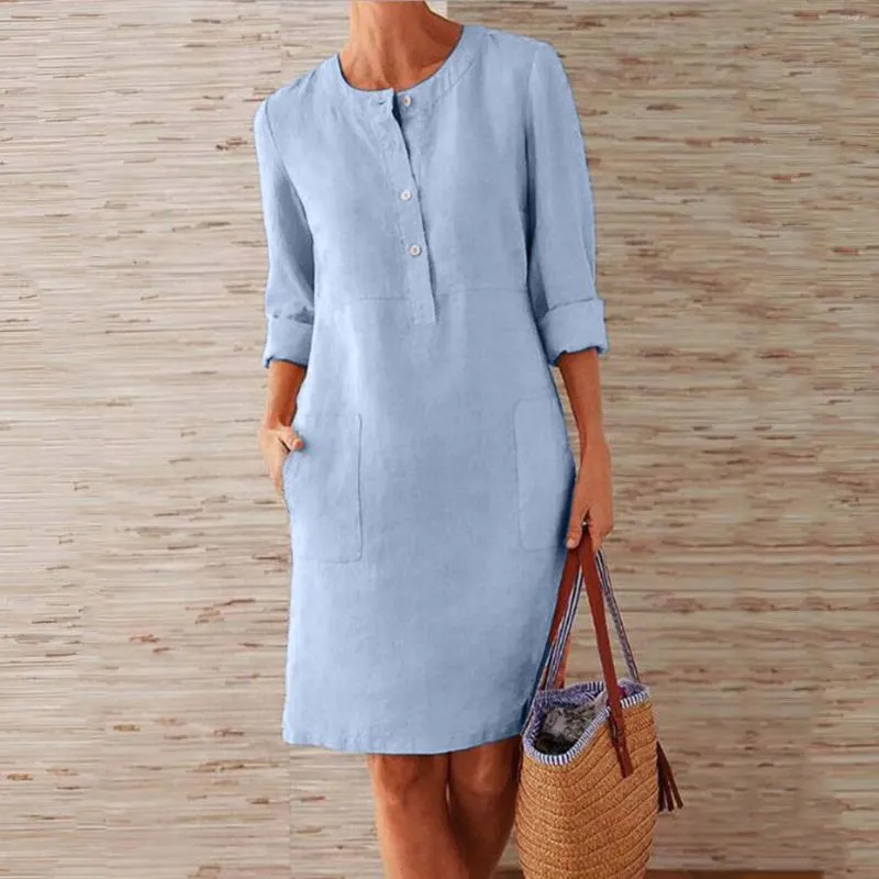 Casual klänningar Kvinnors grundläggande enkla fasta färg bomullslinne Lång klänning Elegant Half Sleeve Kne-Length Loose Button Boho