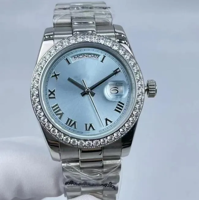 Nouveau créateur d'arrivée Classic Fashion Automatic Watch incrusté avec le visage Blue Stéréoscopique Taille des ongles 36 mm Sapphire Glass Ladies Wrist Wrists R021