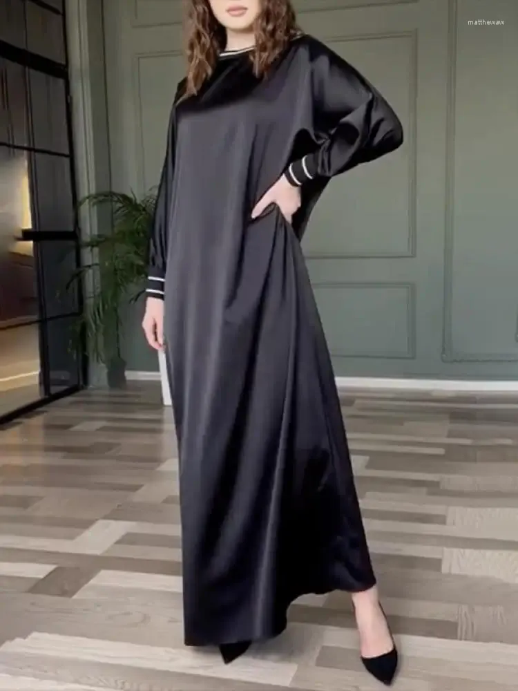Casual Dresses Uooze Muslim Abaya Women Elegant Solid Color Raglan Sleeve O-Neck aftonklänning Spring Autumn Maxi 2023