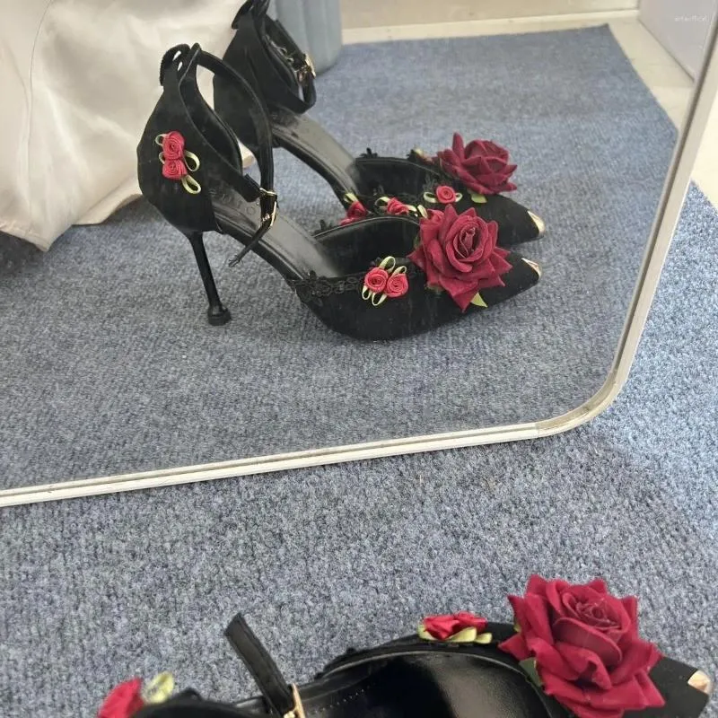 Kleid Schuhe Elegante Frau Mit Hohen Absätzen Schwarze Heels Für Frauen Gothic Lolita Rot Und Halloween Damen Schuhe Spitz
