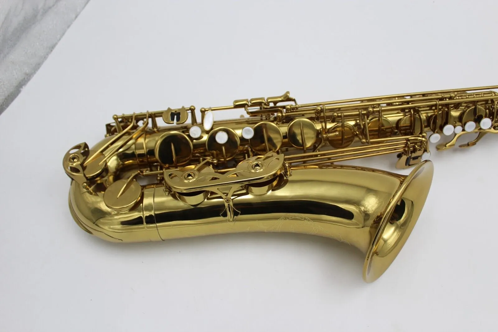 Saxofone tenor dourado champanhe de música oriental tipo Mark VI sem F # com estojo de voo