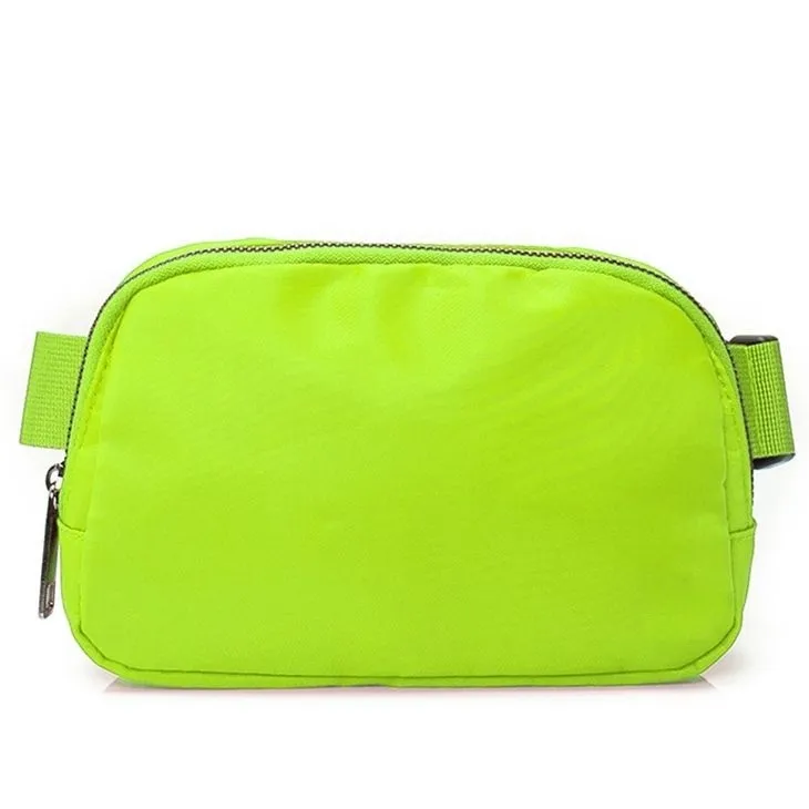 Lulu Belt Bag Fanny Pack Nylon Bag Justerbara bandbältesväskor Fleece Midjeväskor Yoga Ladies Sports Crossbody Bum Bag Women Card Holder Men Wallet