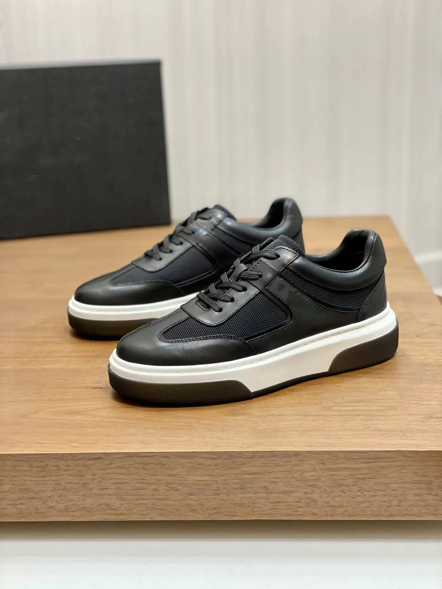 Luxury Design Brand Nylon Leather Technical Sneaker Shoes Fabric Re-Nylon Chunky Rubber Casual Walking Discount Trainer With Box.EU38-45