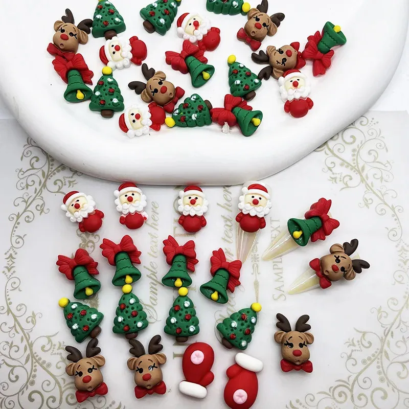 Décorations d'art d'ongle 100pcs Noël Résine Nail Charms AssortimentSnowman Tree Elk Bells Santa Claus3D Kawaii Accessoires Nails Art DIY Craft Parts 231202