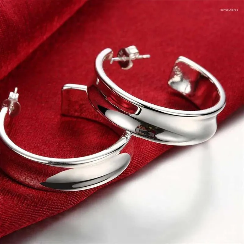 Hoopörhängen Partihandel 925 Sterling Silver örhänge Vackert för kvinnor Wild Fashion Wedding Trevlig smycken av hög kvalitet
