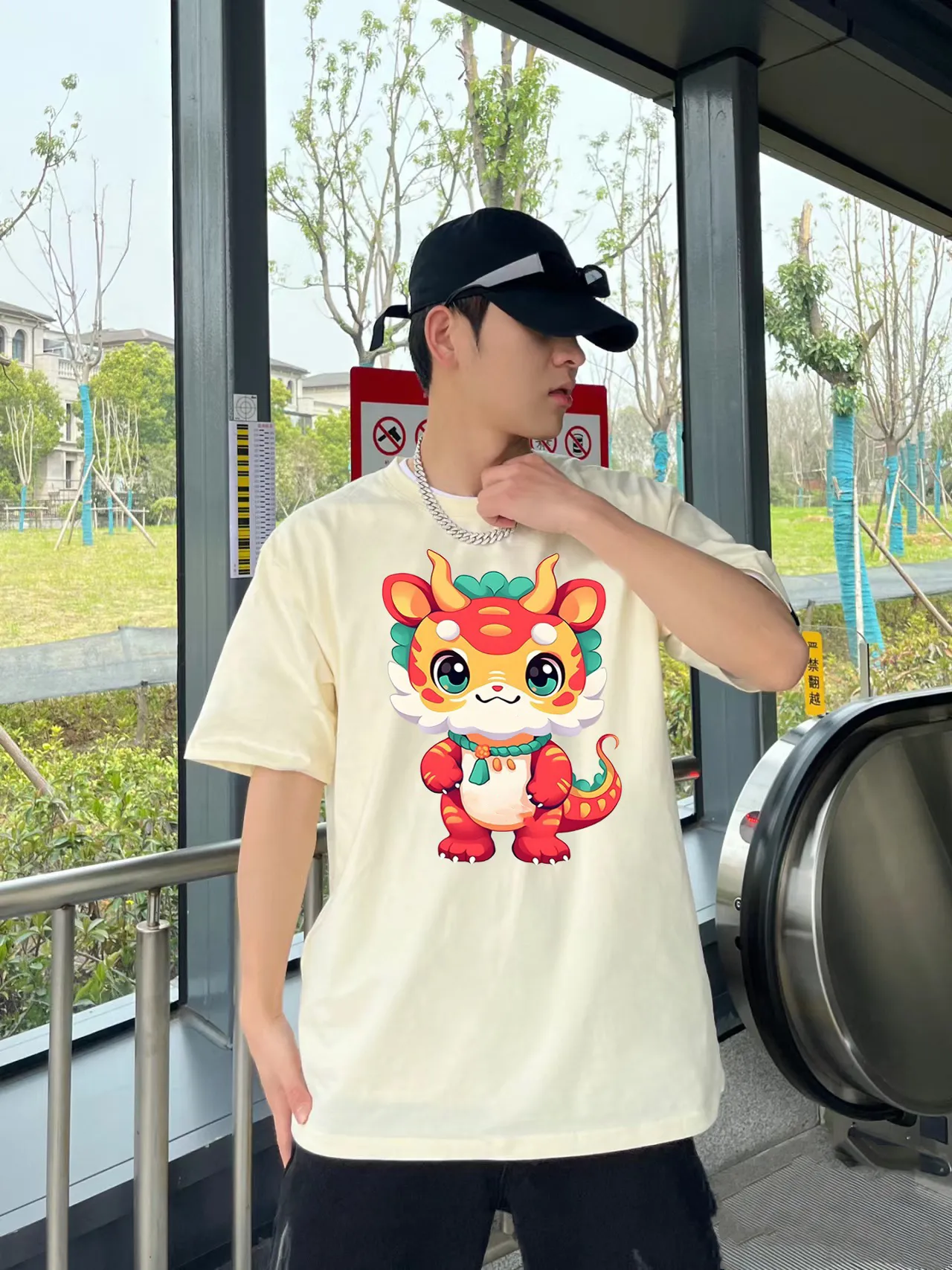 2023メンズデザイナーTシャツ男性女性クラシックモダントレンド豪華な贅沢品