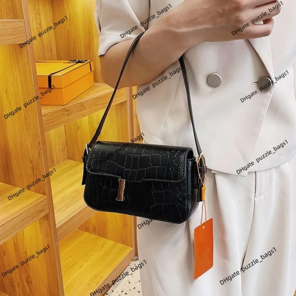 Fashion torebka damska torba crossbody projektant projektant luksusowy skórzana klapka metalowa klamra torba ręczna przenośna torba na jedno ramię
