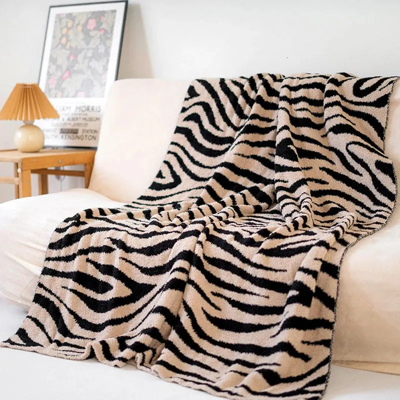 Decken Hohe Qualität Zebra Streifen Herbst Winter Warme Sofa Decke Komfortable Finesse Siesta Schal Schal Bett Schwanz 231202