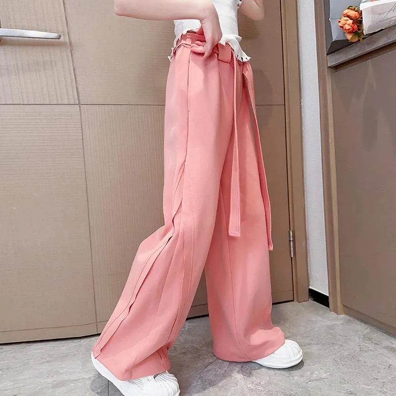 Pantalon pour les filles sale