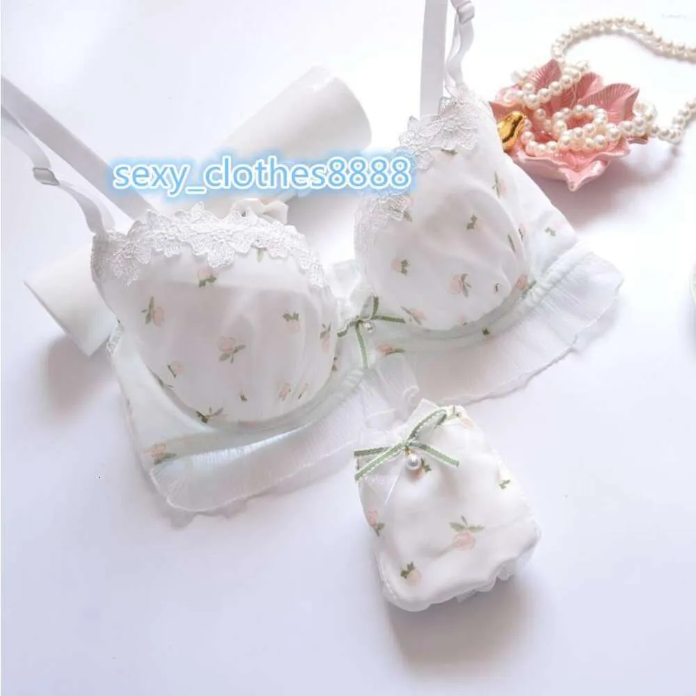 Bras Sets Japanese Water Soluble Embroidery Thin Cover Cup Lingerie Girl Cute Gathered Sexy Underwear Set Large Size Bra Panty Suit