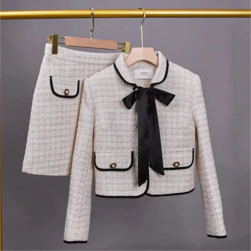 Vestido de duas peças de alta qualidade pequena fragrância tweed terno para mulheres outono moda single-breasted laço curto casaco e mini saia conjunto de duas peças 231202