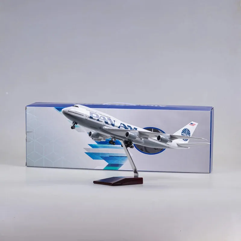 DHgate.com:1/150 Scale PAN AM 747 Airplane Model, 47cm