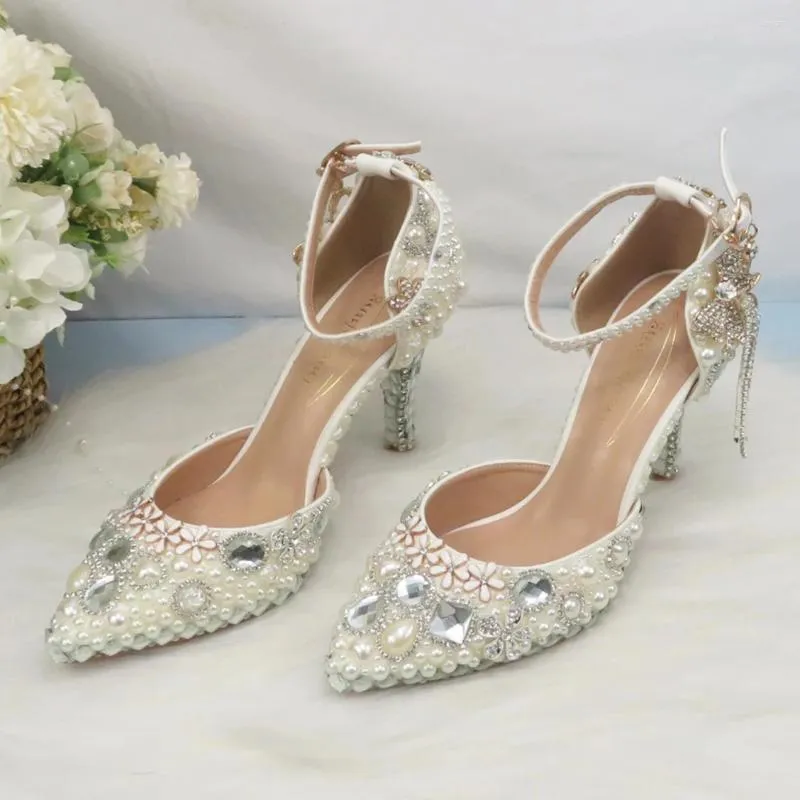 Sandali con nappe in cristallo Scarpe da sposa da donna Tacco sottile Abito da festa Moda donna Décolleté alti Cinturino alla caviglia con perle avorio