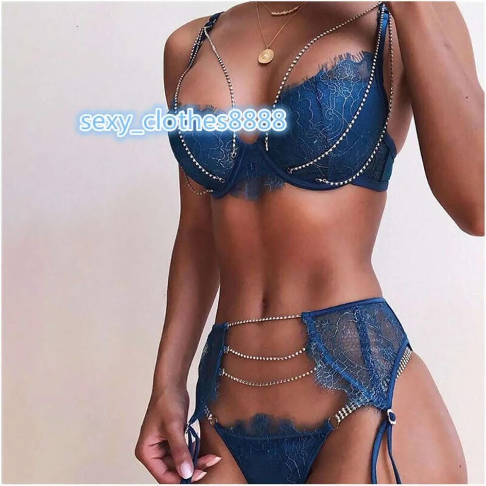 Lingerie sexy Ensemble de soutien-gorge transparent ultra-mince avec chaîne en cristal Ensemble de soutien-gorge en dentelle 3pcs / set Soutien-gorge + Pinces + Jarretière Sous-vêtements sexy Y200708