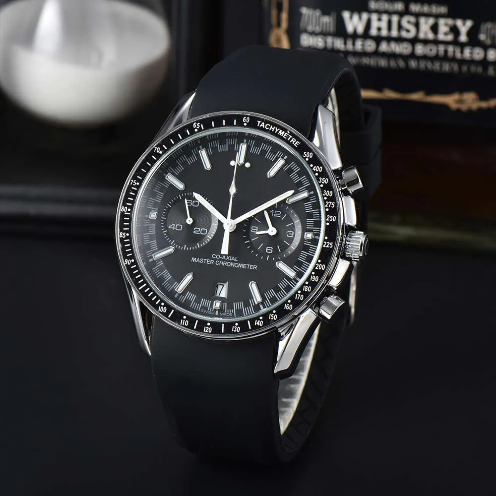 크로노 그래프 Black Speedmaster Professional Watch Menwatch 모든 기능 파수꾼 고품질 쿼츠 Moonwatch Date Relgios Montre