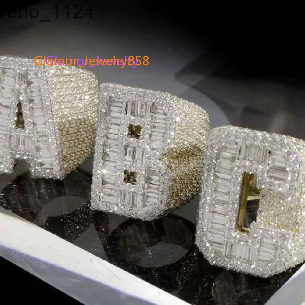 Set di diamanti Moissanite haute couture alfanumericoAnelli Moissanite ABC iniziali personalizzati Argento 925 VVS Baguette Moissanite Iced Out Nome lettera hip-hop