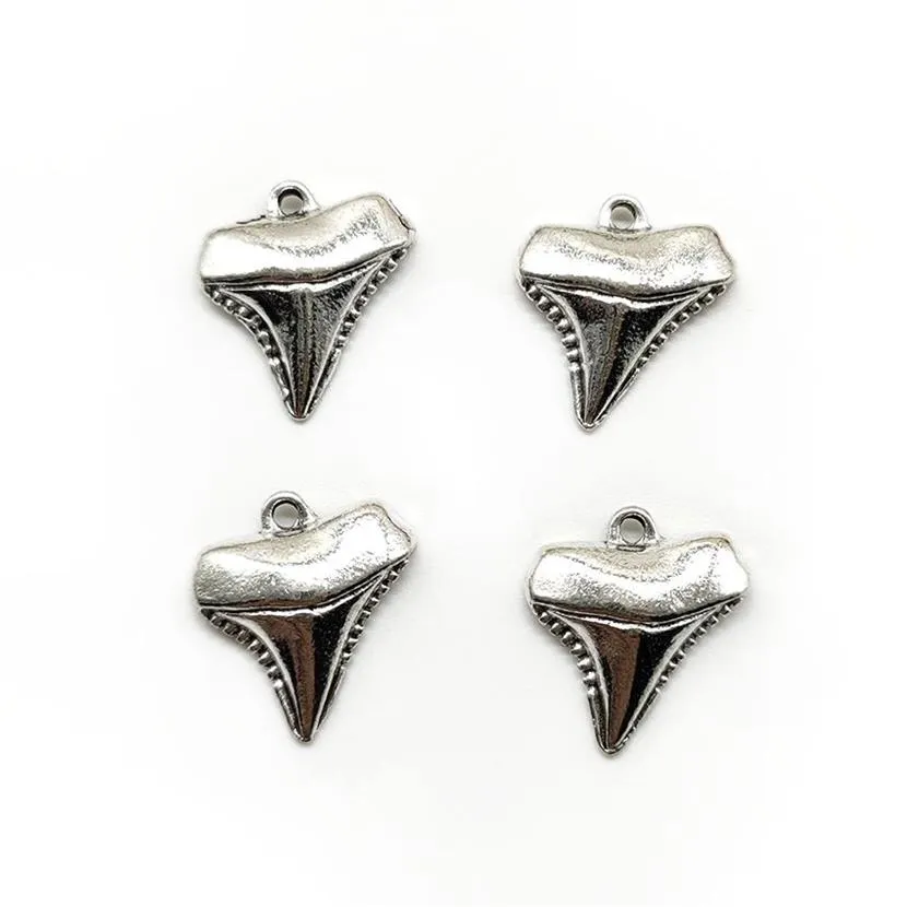 100pcs shark teeth antique silver charms pendants Jewelry DIY For Necklace Bracelet Earrings Retro Style 17 16mm219d