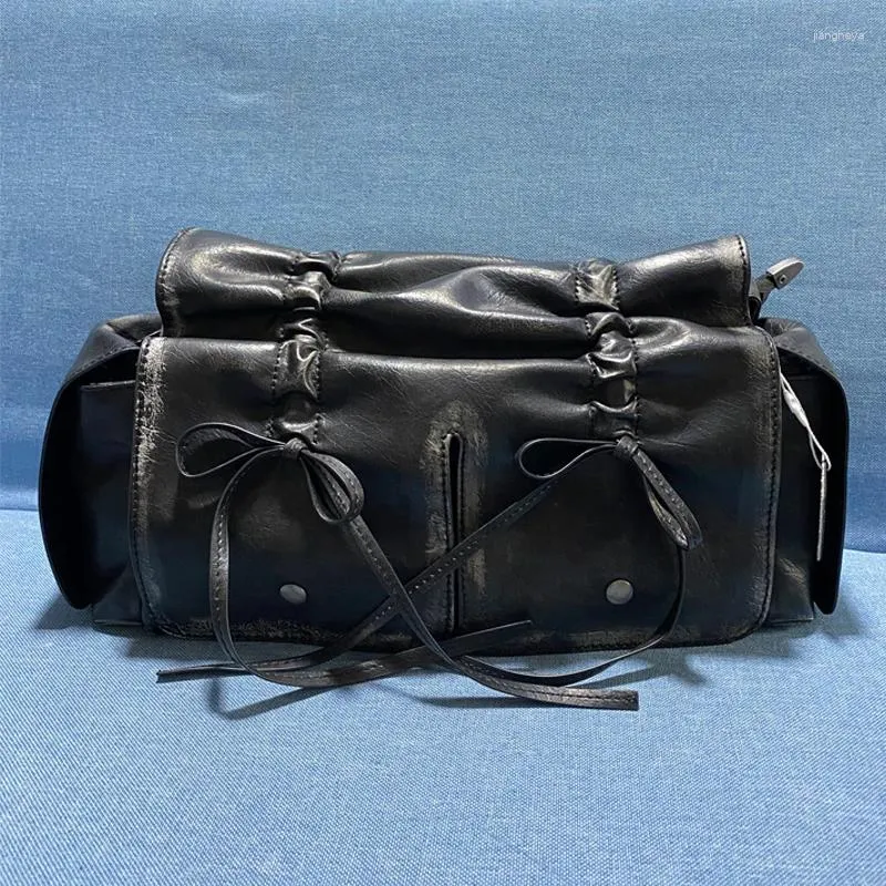 Sacos de noite plissados cordão arco moto bicicleta para mulheres bolsas de designer de luxo e bolsas 2024 no ombro vintage crossbody