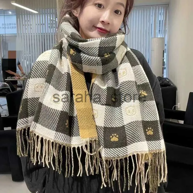 Scarves Wool Scarf Cashmere Bear Scarf Black White Plaid Scarf Thickened Warm Winter Women's Scarves Christmas New Year Gifts J231204