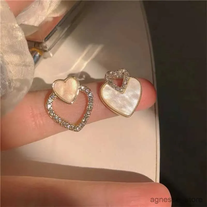 Urok nowe modne serce do upuszczania serca dla kobiet białe szkliwo podwójne serce koreańska biżuteria Kobieta Kolejna Prezent R231204