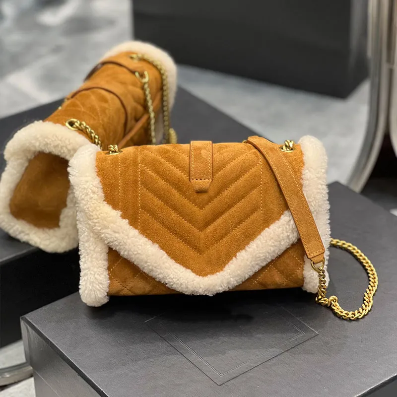 Sac à chaîne en peau de mouton en daim pour femmes, sac à bandoulière, enveloppe, sac à main à rabat, sac à bandoulière en agneau, sac de luxe de styliste, sac à main de qualité miroir supérieur, sac de mode