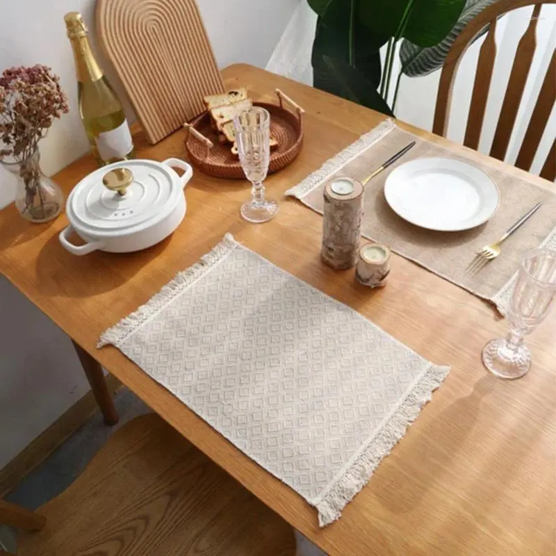 Masa Paspasları Dekoratif Placemat Dayanıklı kaymaz kaymaz püsküllü set yalıtılmış akşam yemeği matı aşınma dirençli yemek takımı herhangi bir