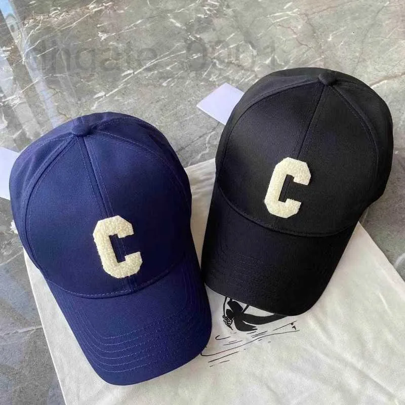 Bola Caps Designer C Carta Toalha Bordada Pato Língua Cap Mulheres Primavera Verão Ins Estilo Coreano Simples Marca de Moda Protetor Solar Sunshade Versátil Boné de Beisebol