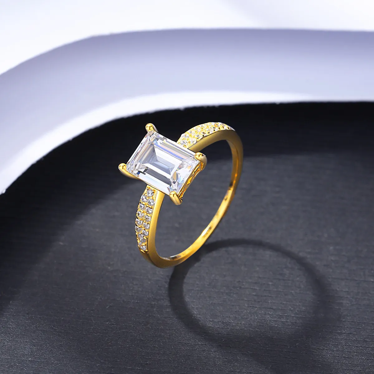 Nouveau luxe quatre griffes rectangulaire Zircon S925 bague en argent bijoux Europe mode femmes plaqué or 18 carats 3A Zircon bague pour femme fête de mariage saint valentin cadeau SPC