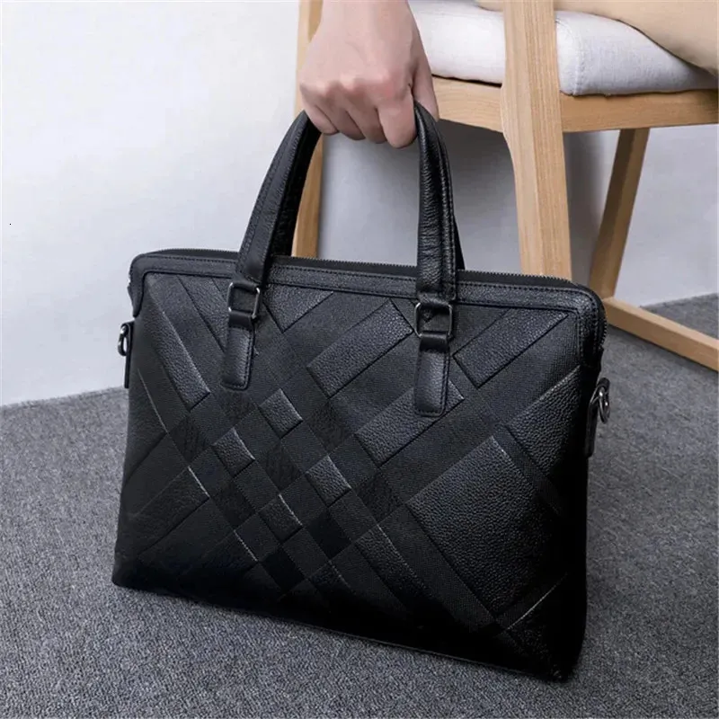 Valigetta borsa in pelle da uomo modello boss di marca di lusso Tessuto reticolare VERA pelle bovina Cartella. Lavoro maschile sulla spalla di moda Affari. s231204