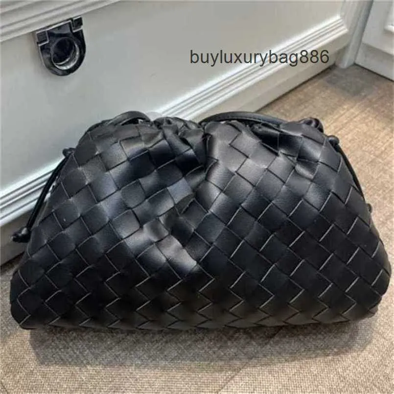Luxury Leather Shoulder Bags Totes Bag Ladies Bags Authentic Leather Bottegvveneta Pleated Pouch Fashion Bags Small Bag Cloud Designer Handbag ftwm8 wn-Vysr