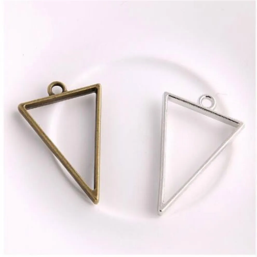 100 pz lega di fascini del triangolo colla cava vassoio vuoto lunetta impostazione argento antico pendenti con ciondoli per la creazione di gioielli risultati 39x25m253D