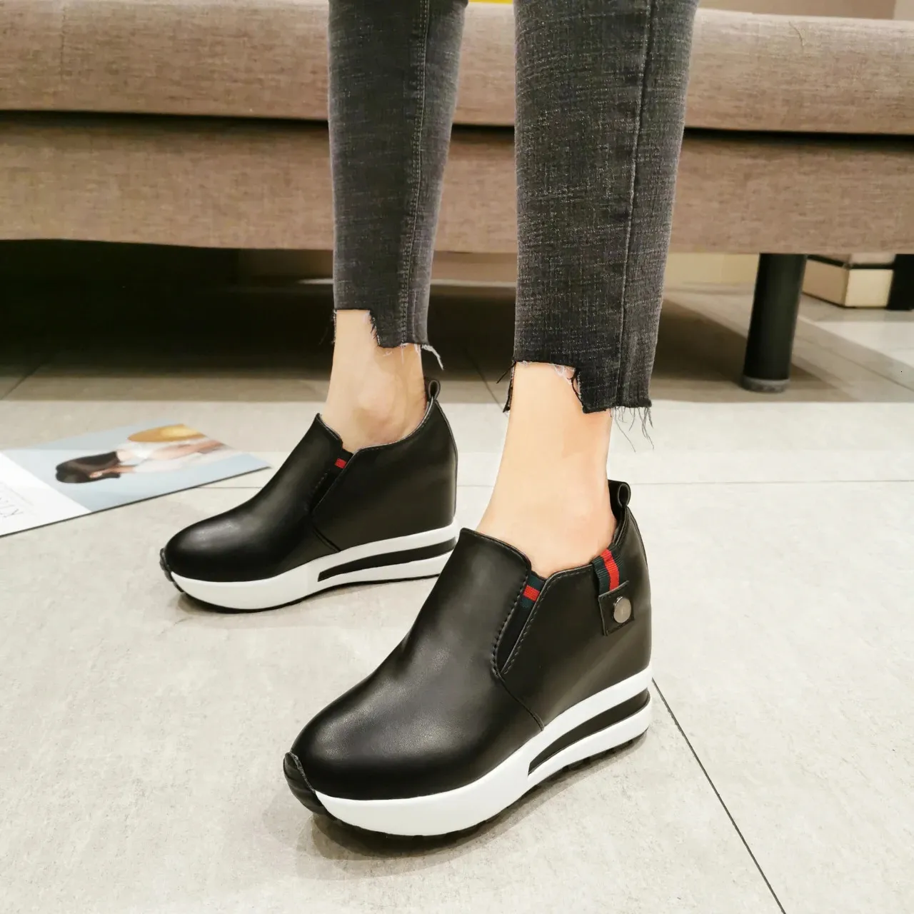 Height Increasing Shoes Silver Platform Shoes Hidden Heel Women Casual Platform Shoes Woman Sneakers Shoes for Women Height Increasing Wedges Shoes 231204