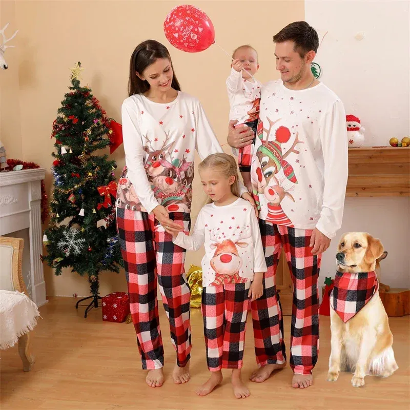 Família combinando roupas pai mãe crianças pijamas conjunto mamãe e me natal pijamas roupas de natal xadrez bonito cervos 231204